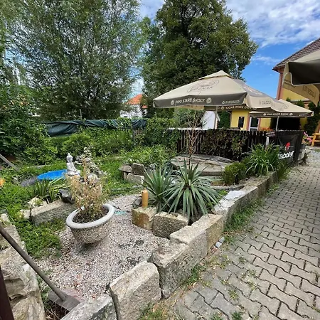 Hostinec- U Havlu Guest house