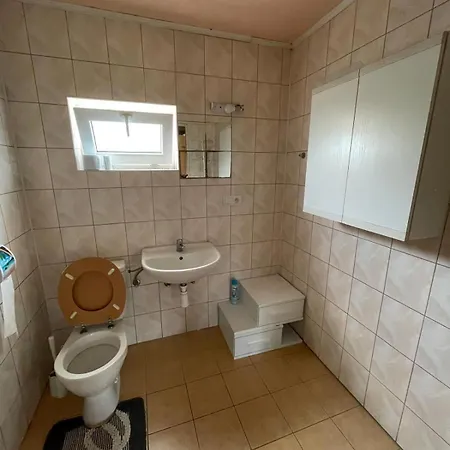 Hostinec- U Havlu 게스트하우스 Trebenice